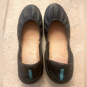 Matte black tieks!